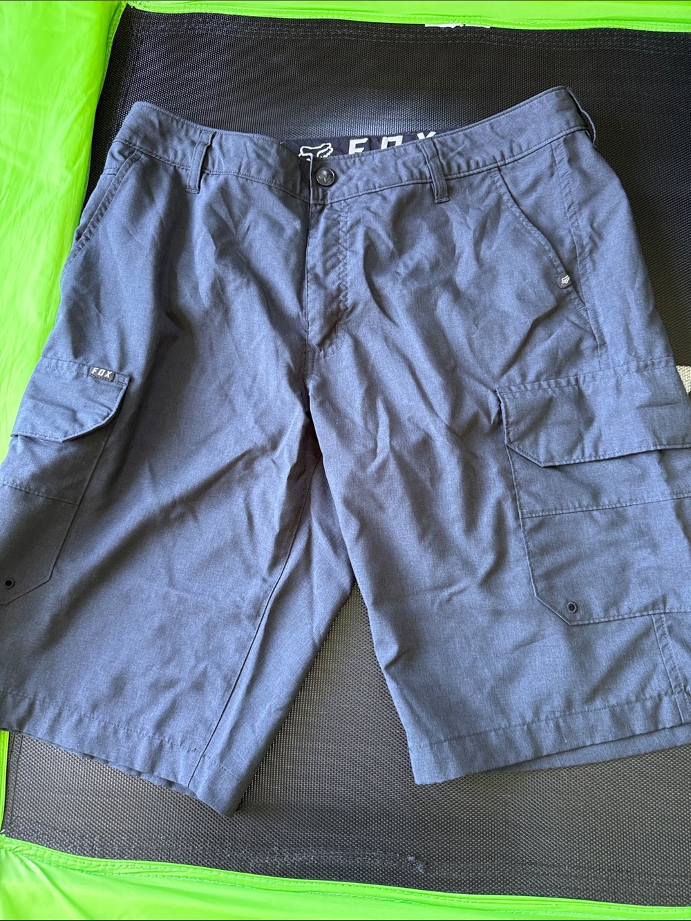 Fox Men's 33 Dark Gray Cargo Shorts - Multiple Pockets